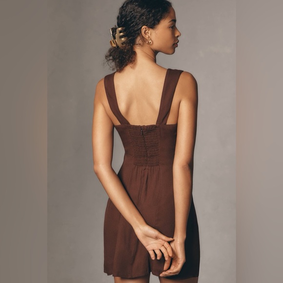 Reformation

Gabin Crêpe Minidress - Picture 5 of 17